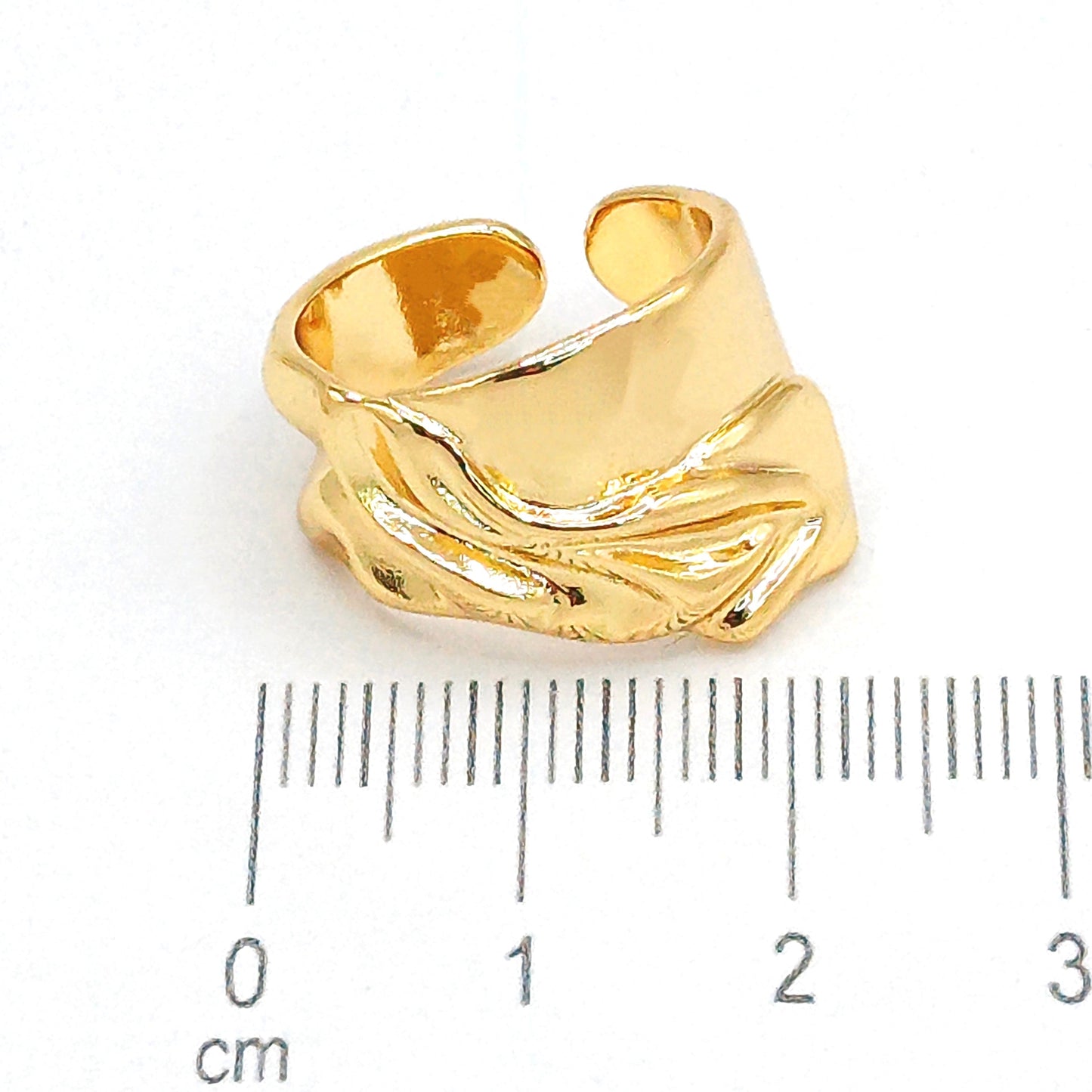 Anillo hoja tallada