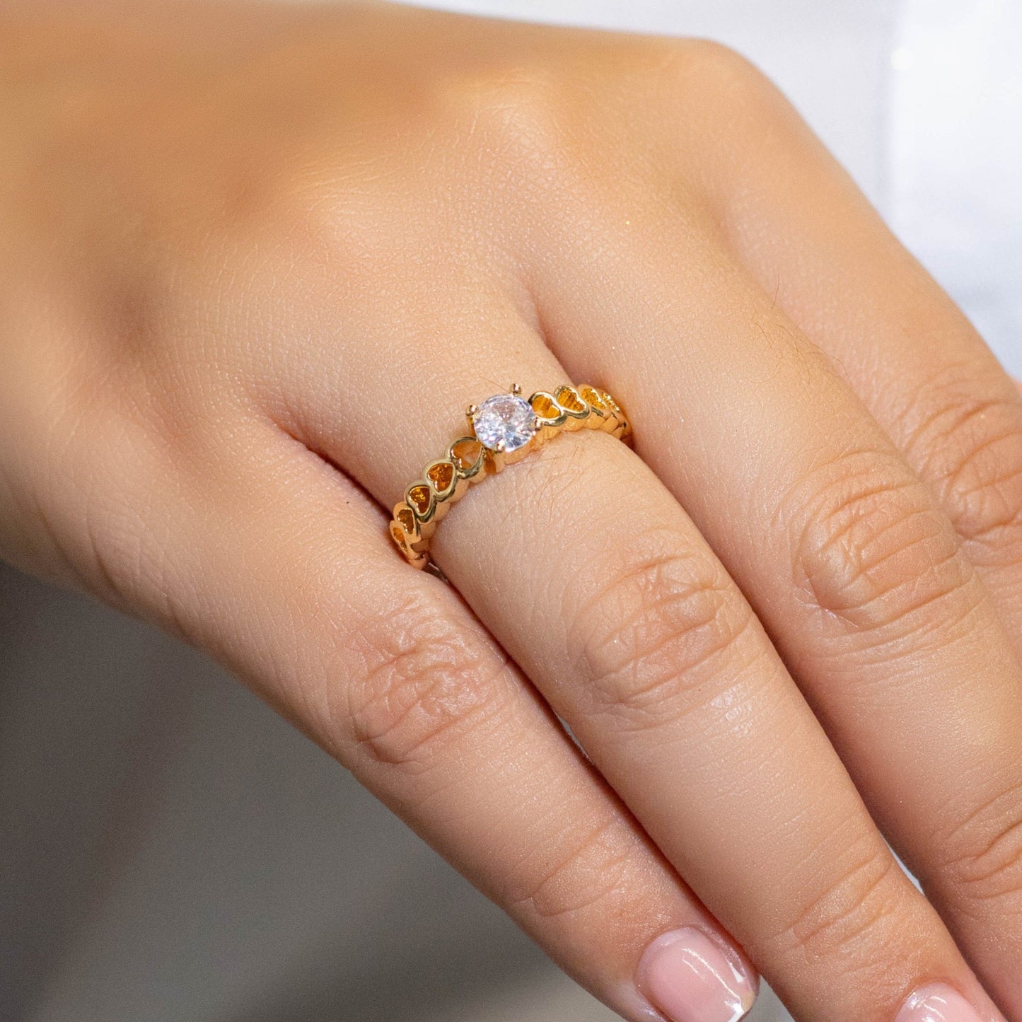 Anillo argolla corazones