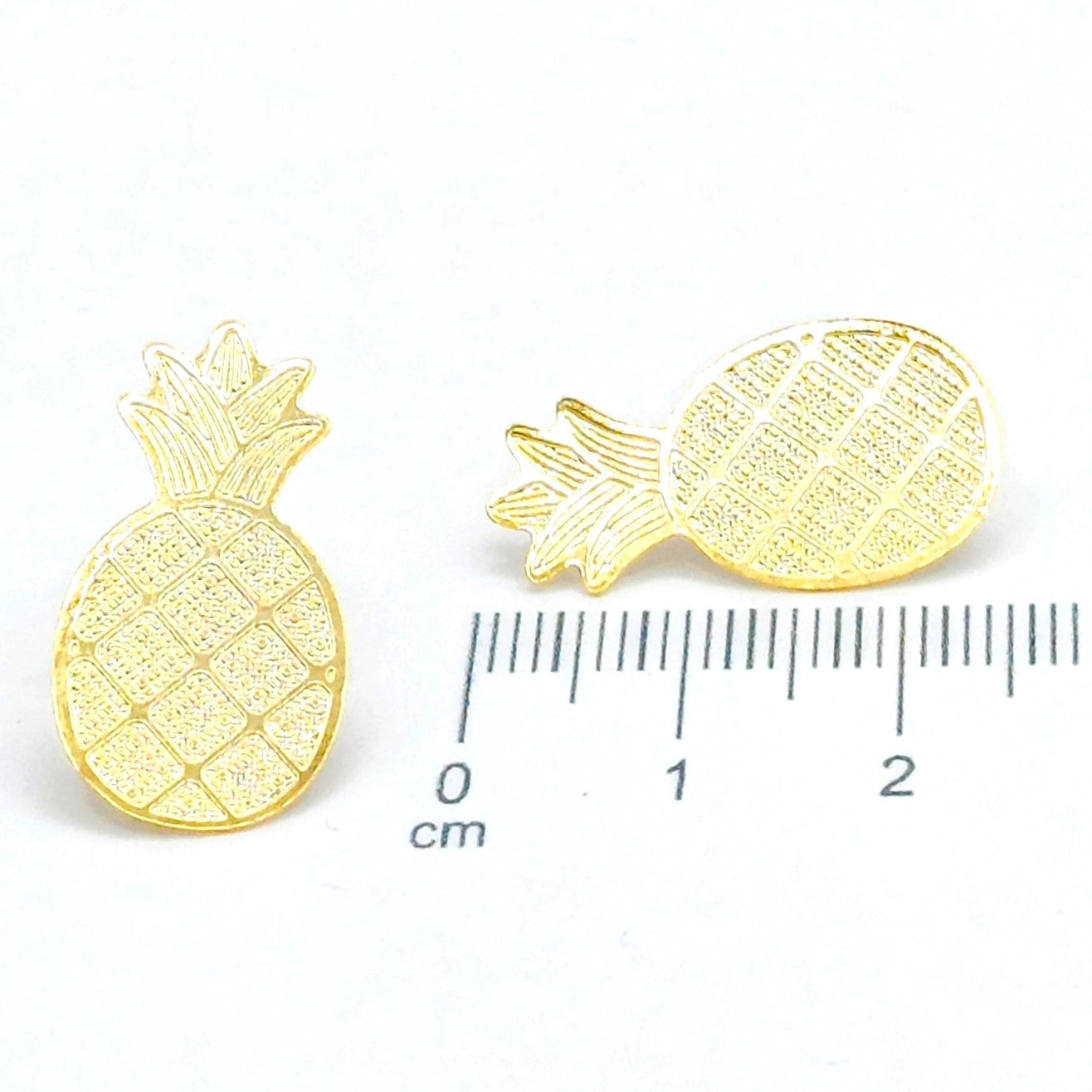 Topo bronce piña