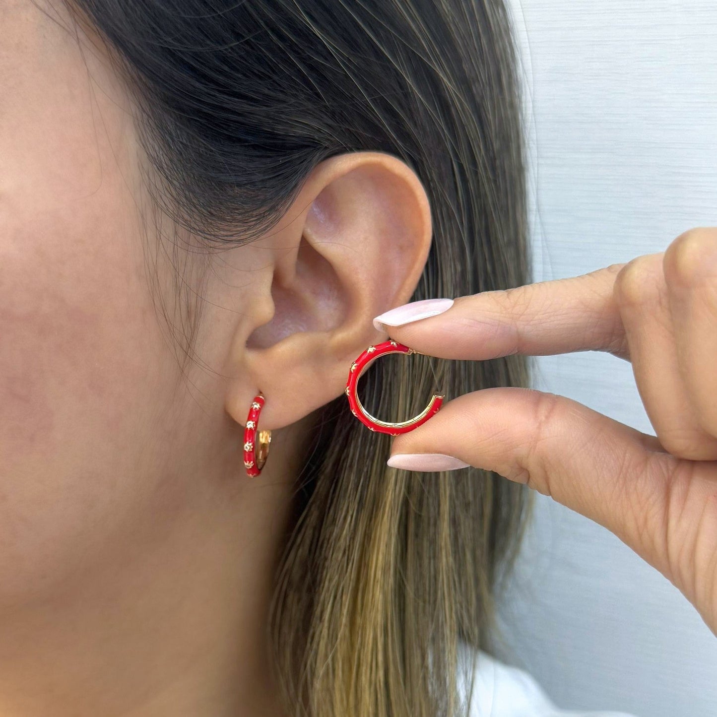Candonga pequeña esmaltada roja