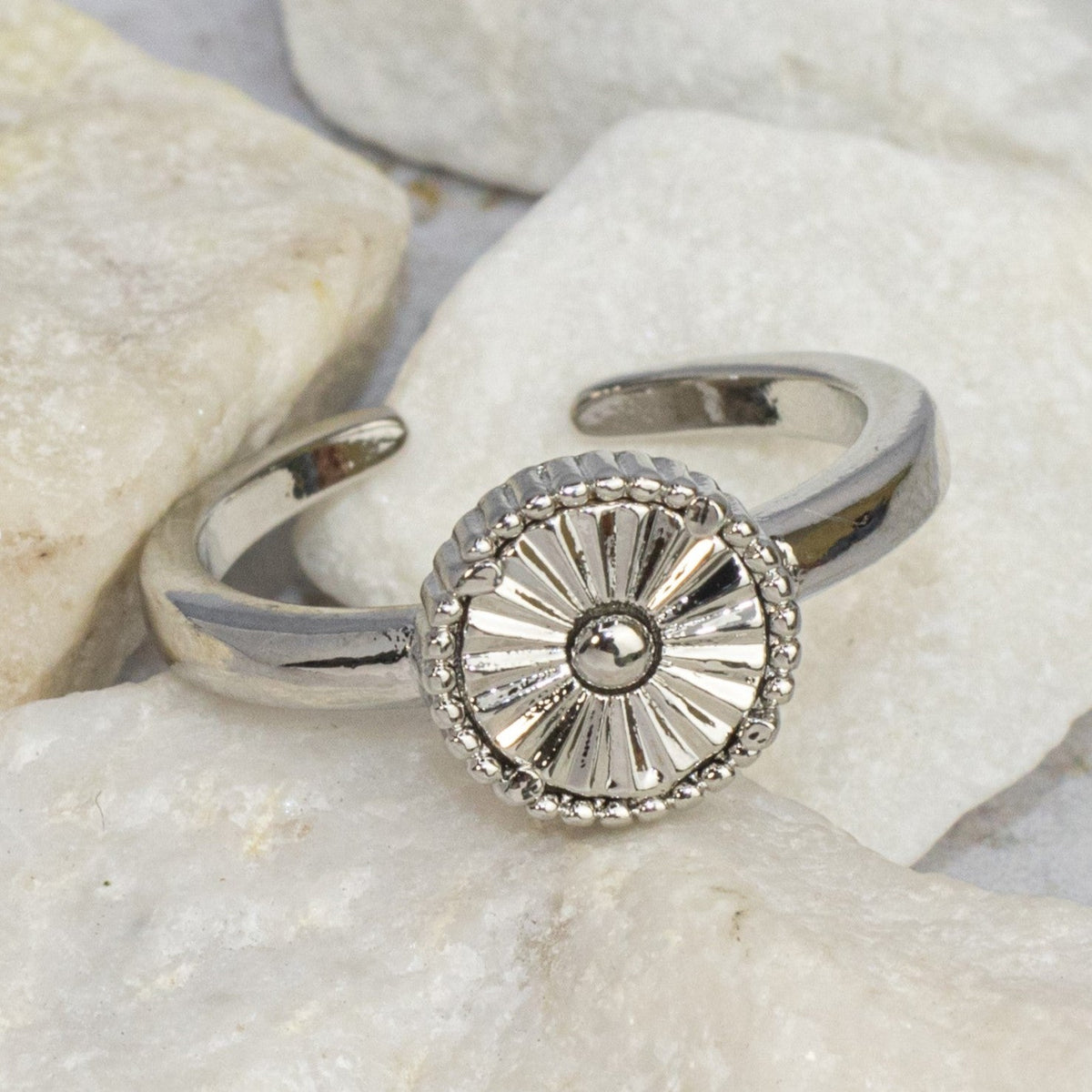 Anillo tallado