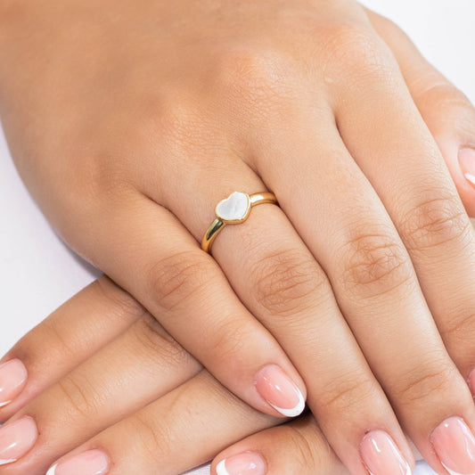 Anillo corazón nácar