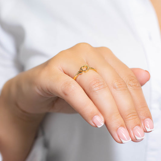 Anillo silueta corazones