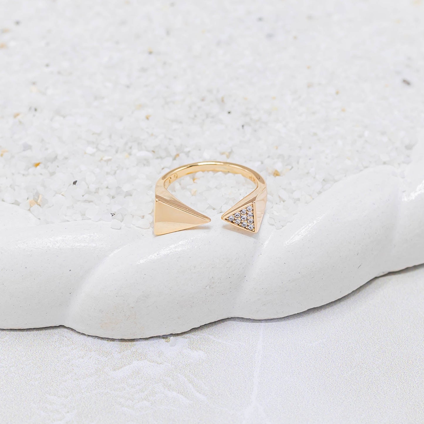 Anillo triángulos