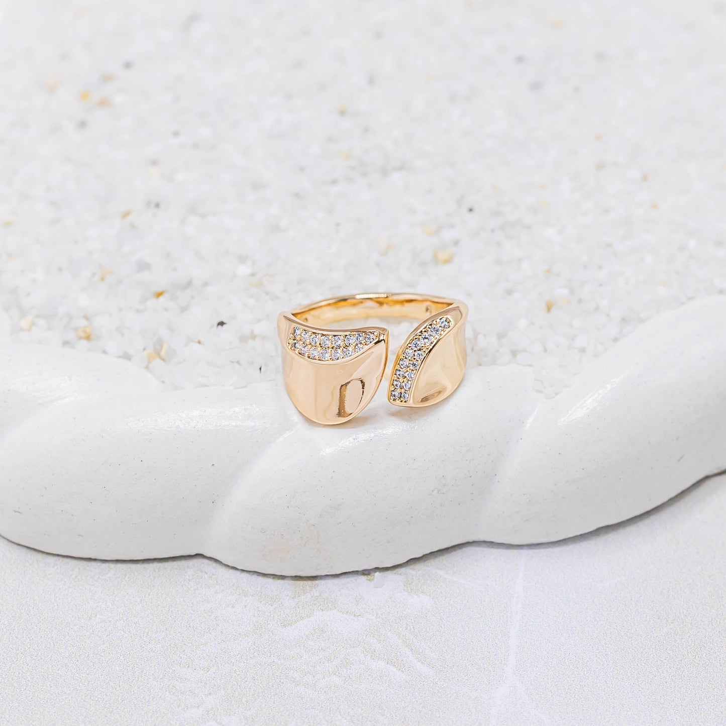 Anillo microzircón