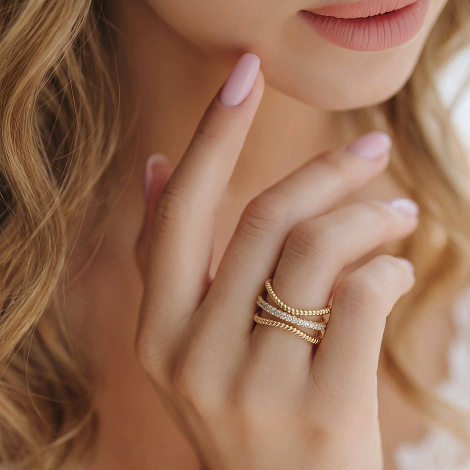 Anillo microzircón