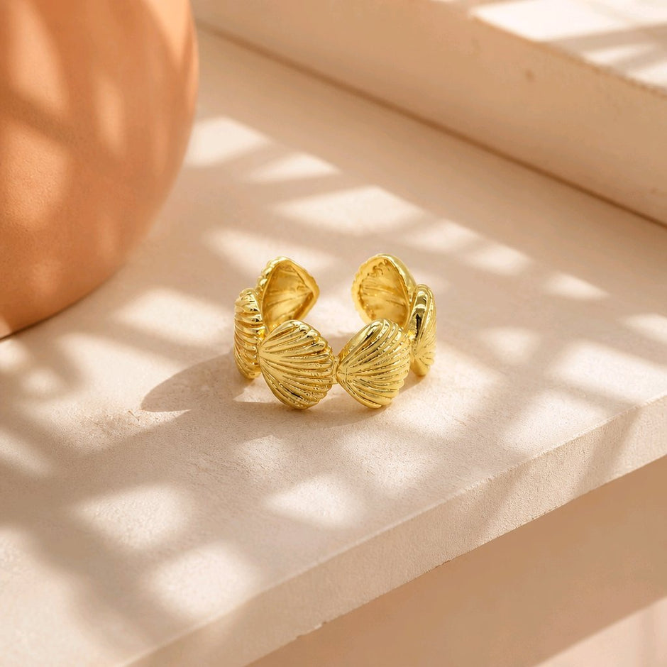 Anillo conchas