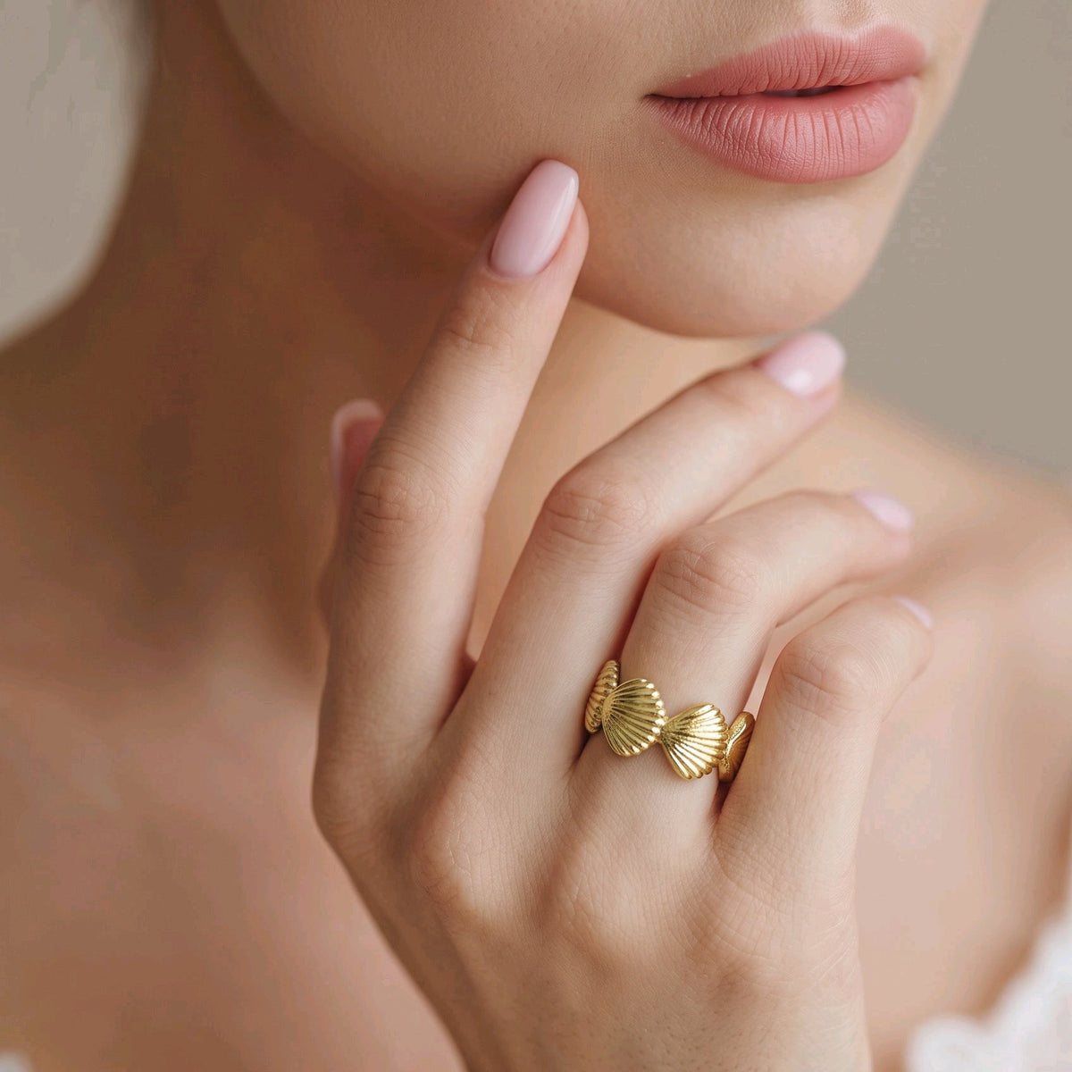 Anillo conchas