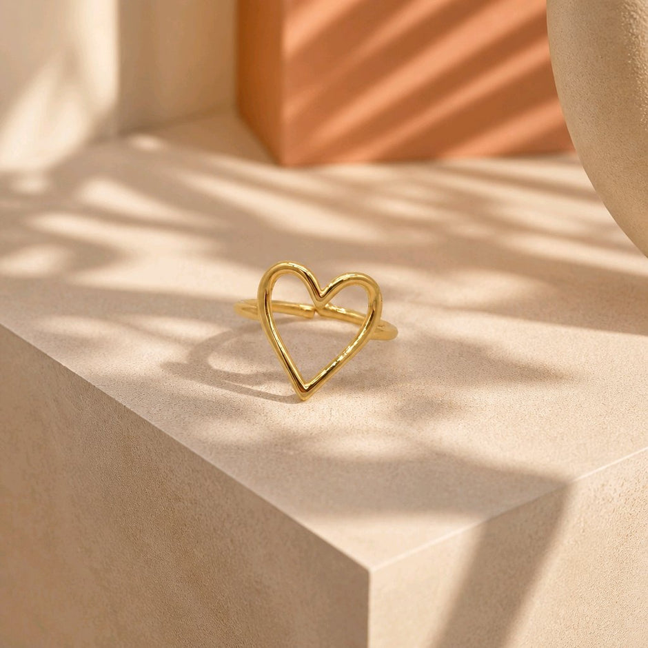Anillo cilueta corazón