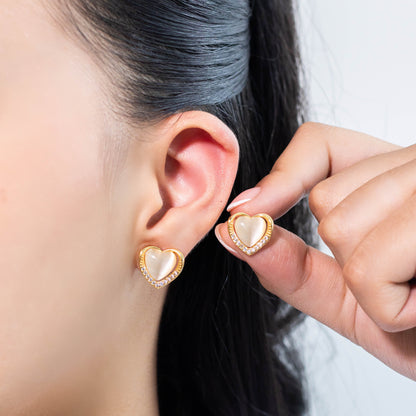 Arete corazón microzircones