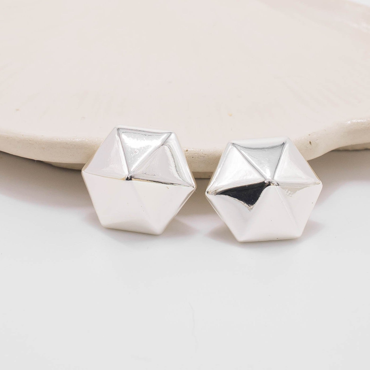 Arete rombo baño de plata