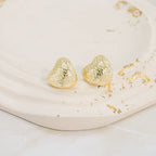 Arete corazón  tallado