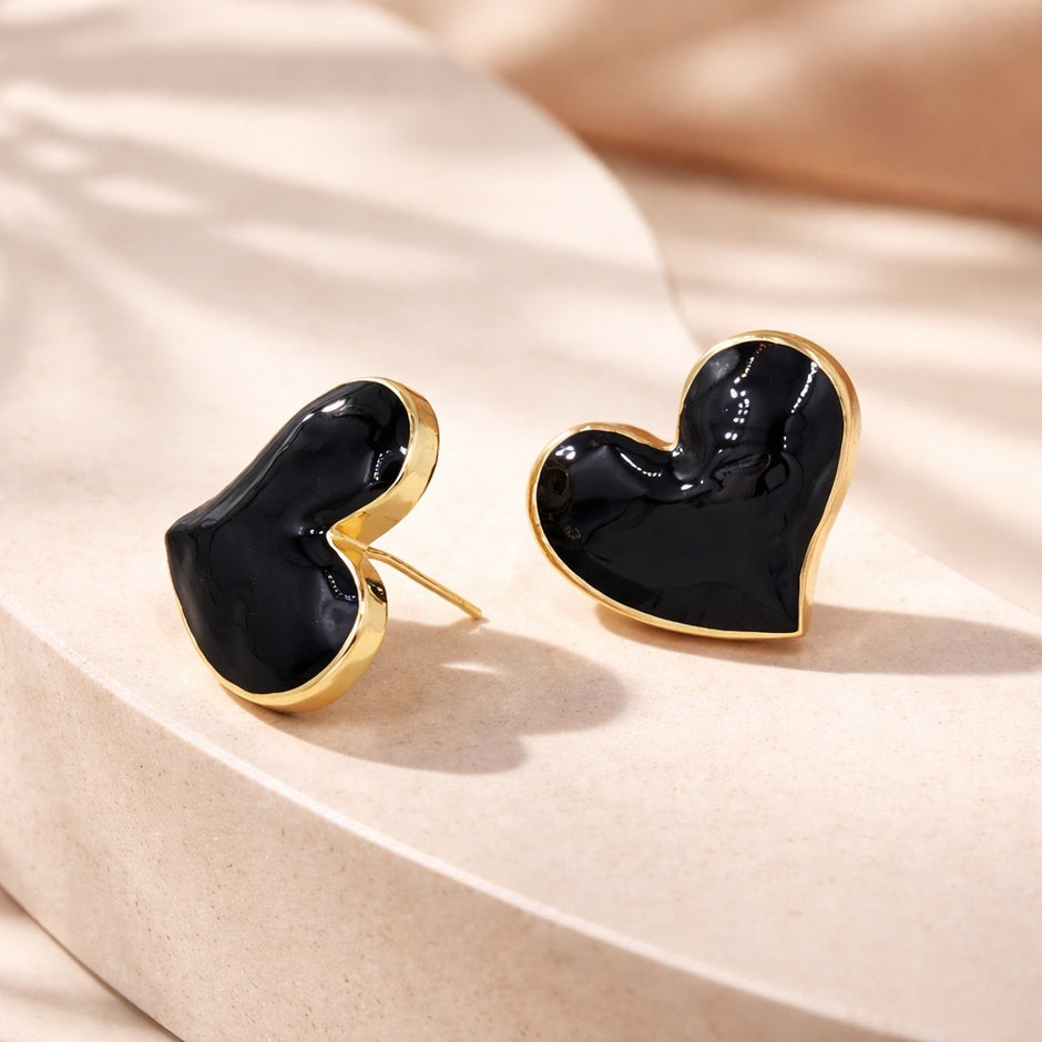Arete maxi corazón negro