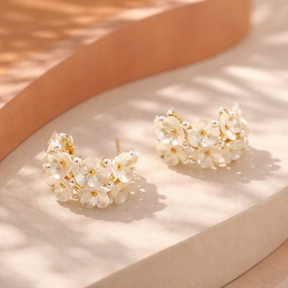 Arete flores perlas