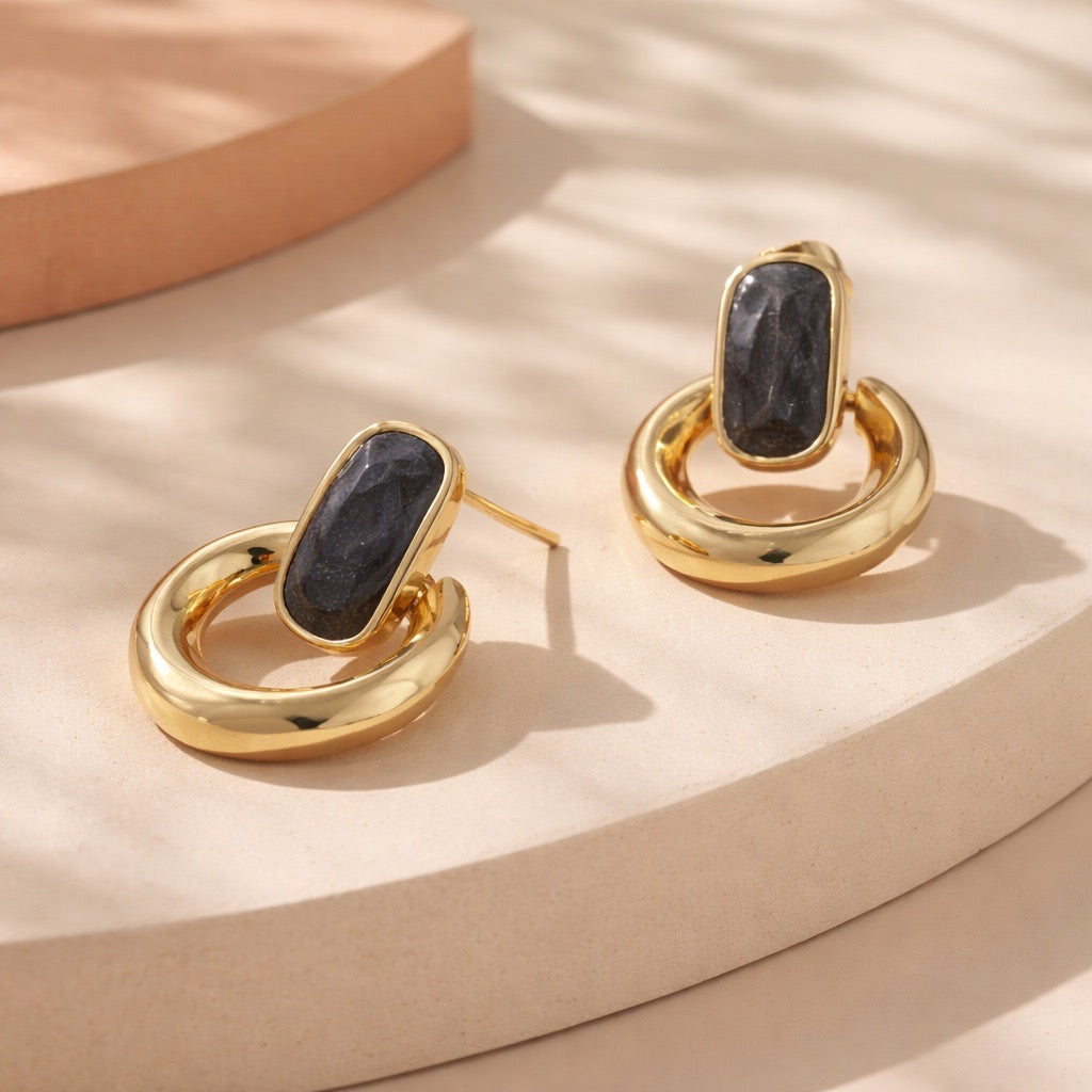 Arete aro negro