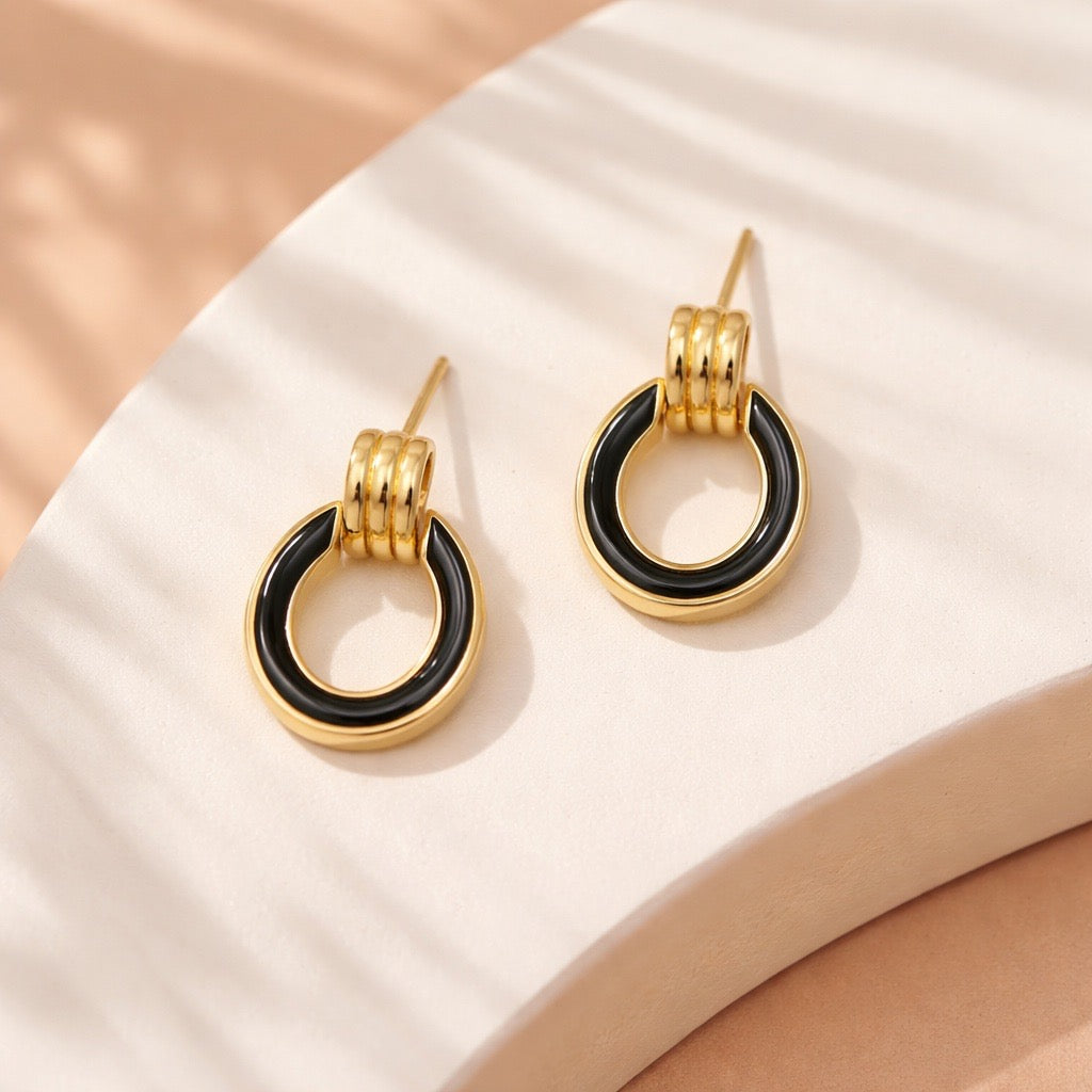 Arete óvalo negro
