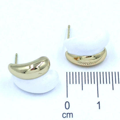 Arete esmaltado blanco