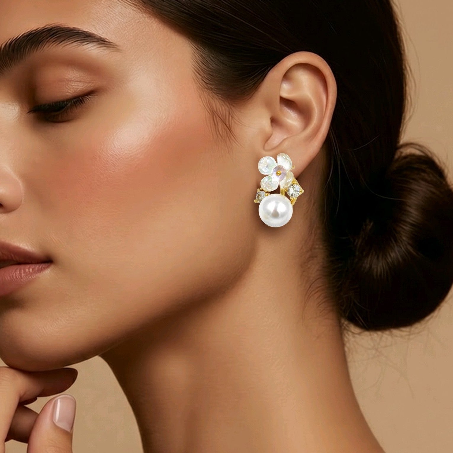 Arete perla flor