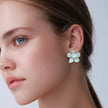 Arete flor azul puntos