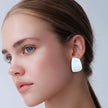 Arete resina blanca