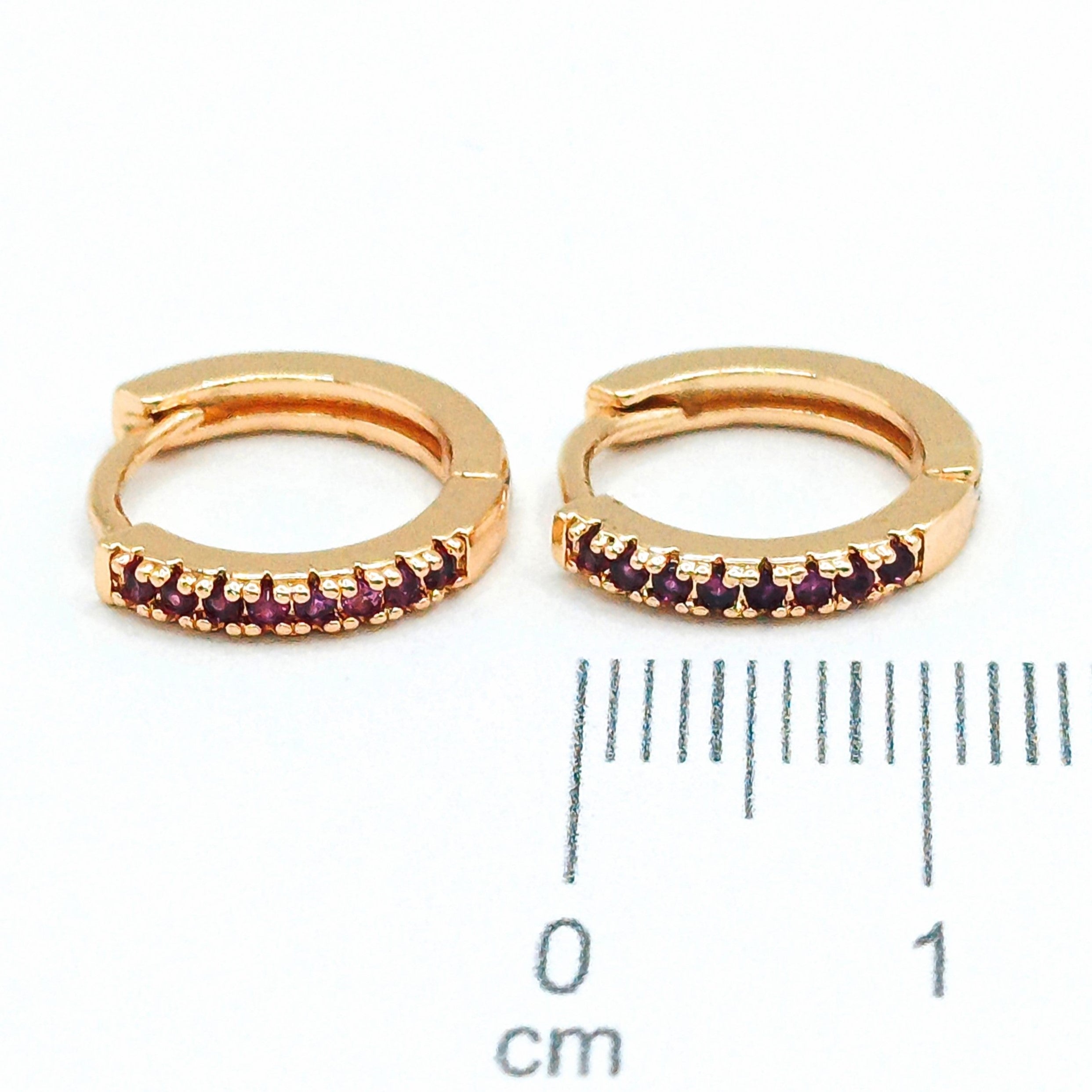 Cdga pequeña microzircones magenta (12mm)