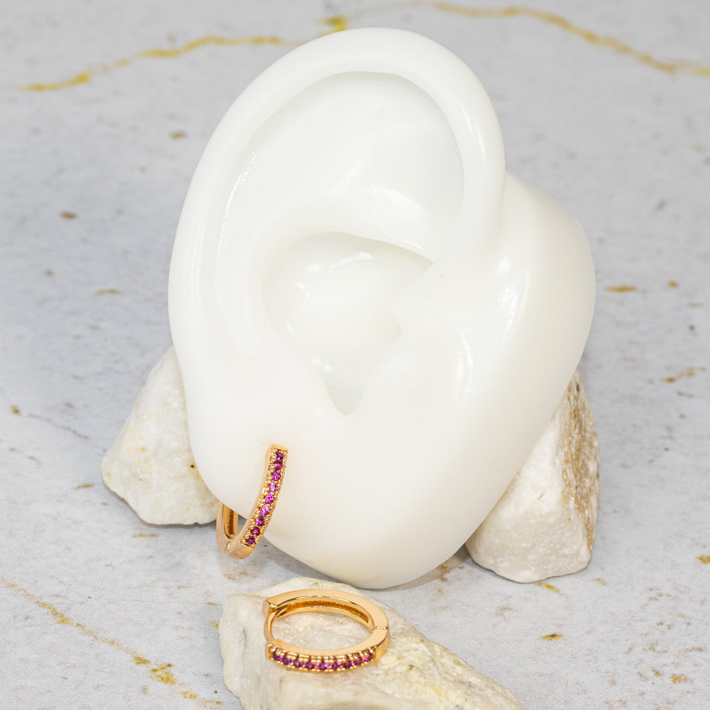 Cdga pequeña microzircones magenta (14mm)