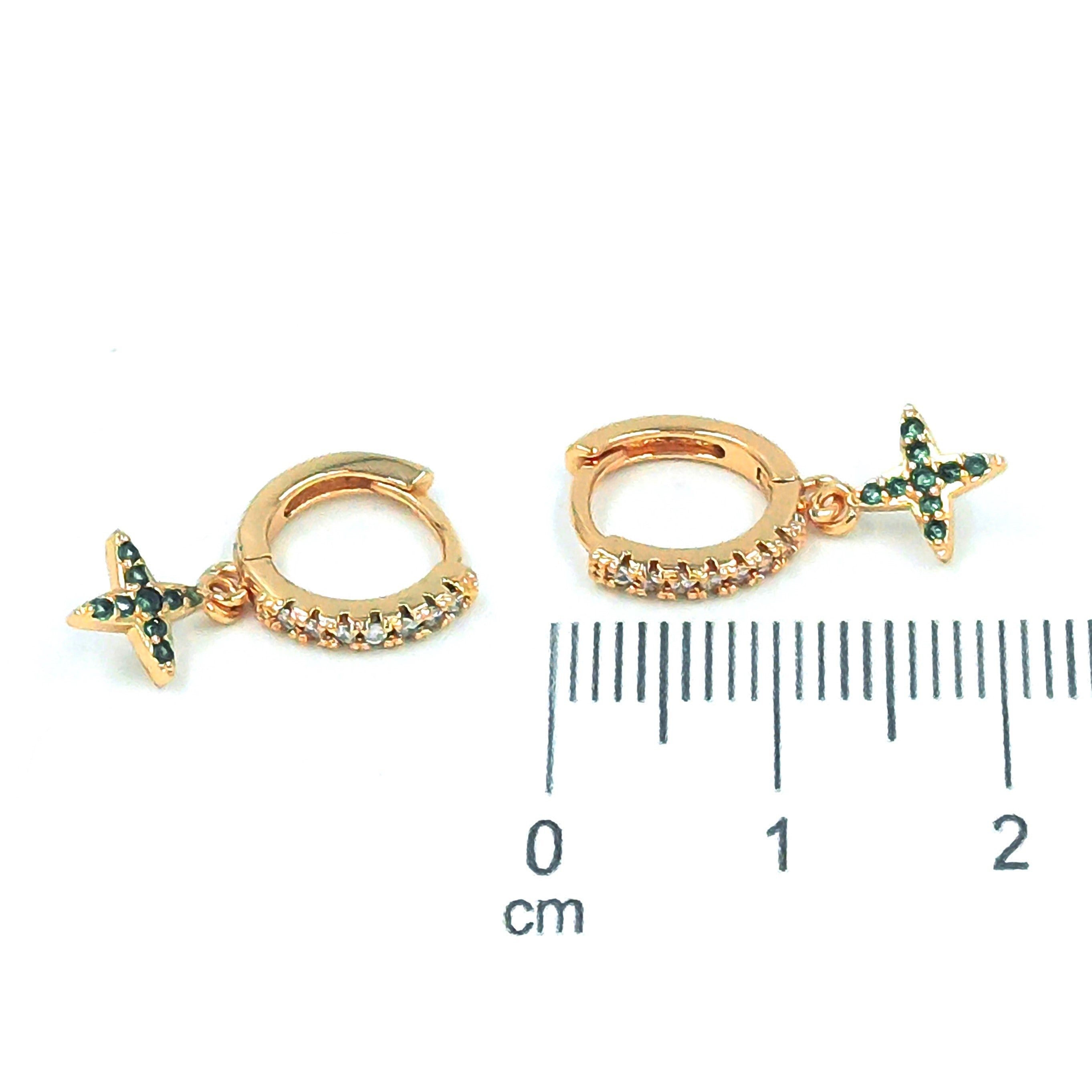 Cdga pequeña dije esmeralda