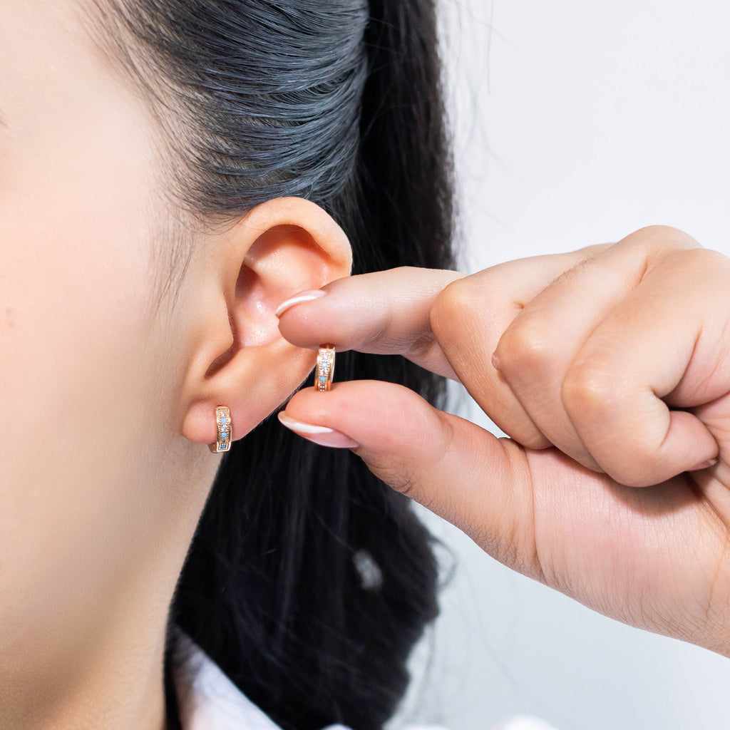 Cdga pequeña zircón cielo