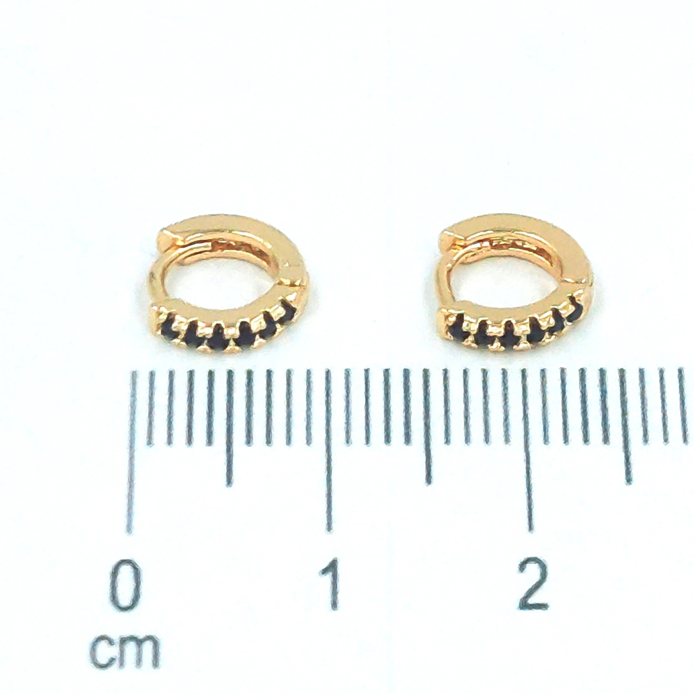 Cdga pequeña microzircones zafiro