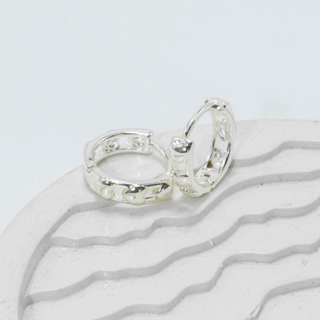 Cdga pequeña lisa perforada p