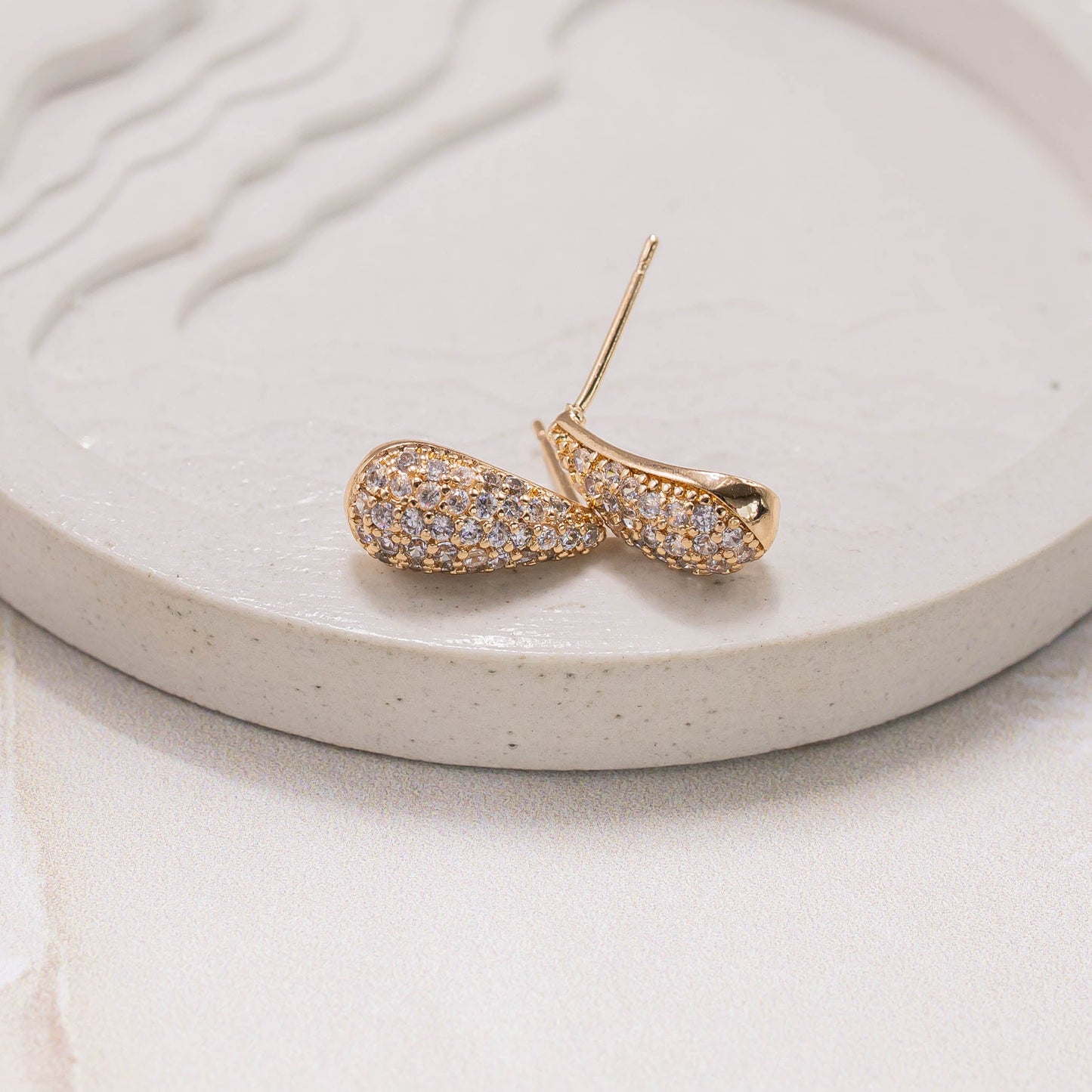 Candonga pequeña gota micro zircón