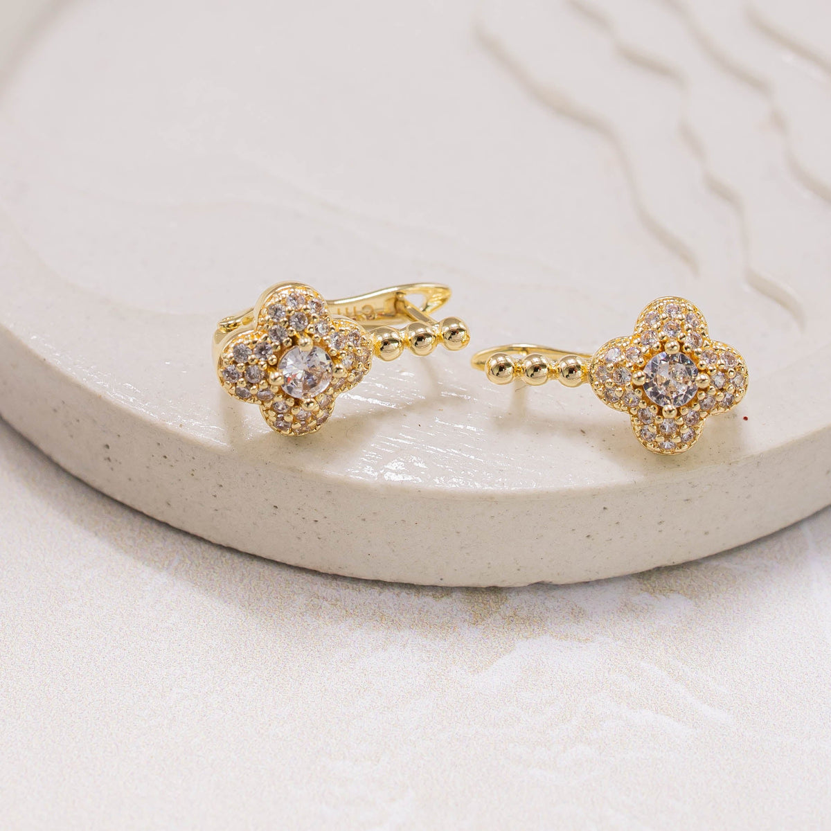 Candonga pequeña van cleef micro zircón