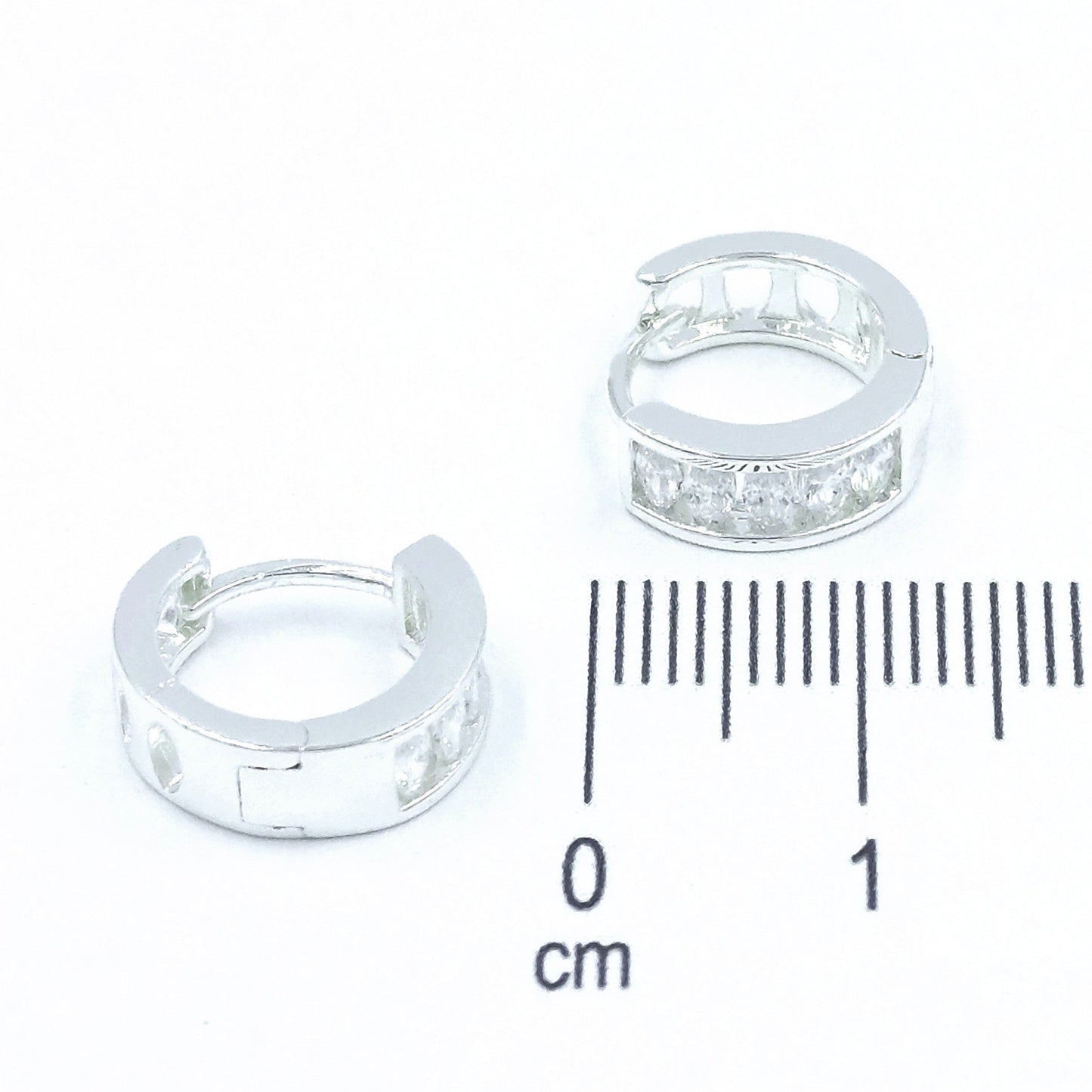 Candonga pequeña baño de plata zircón