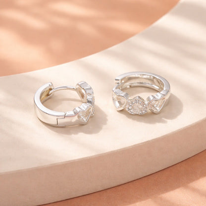Candonga pequeña baño de plata corazones