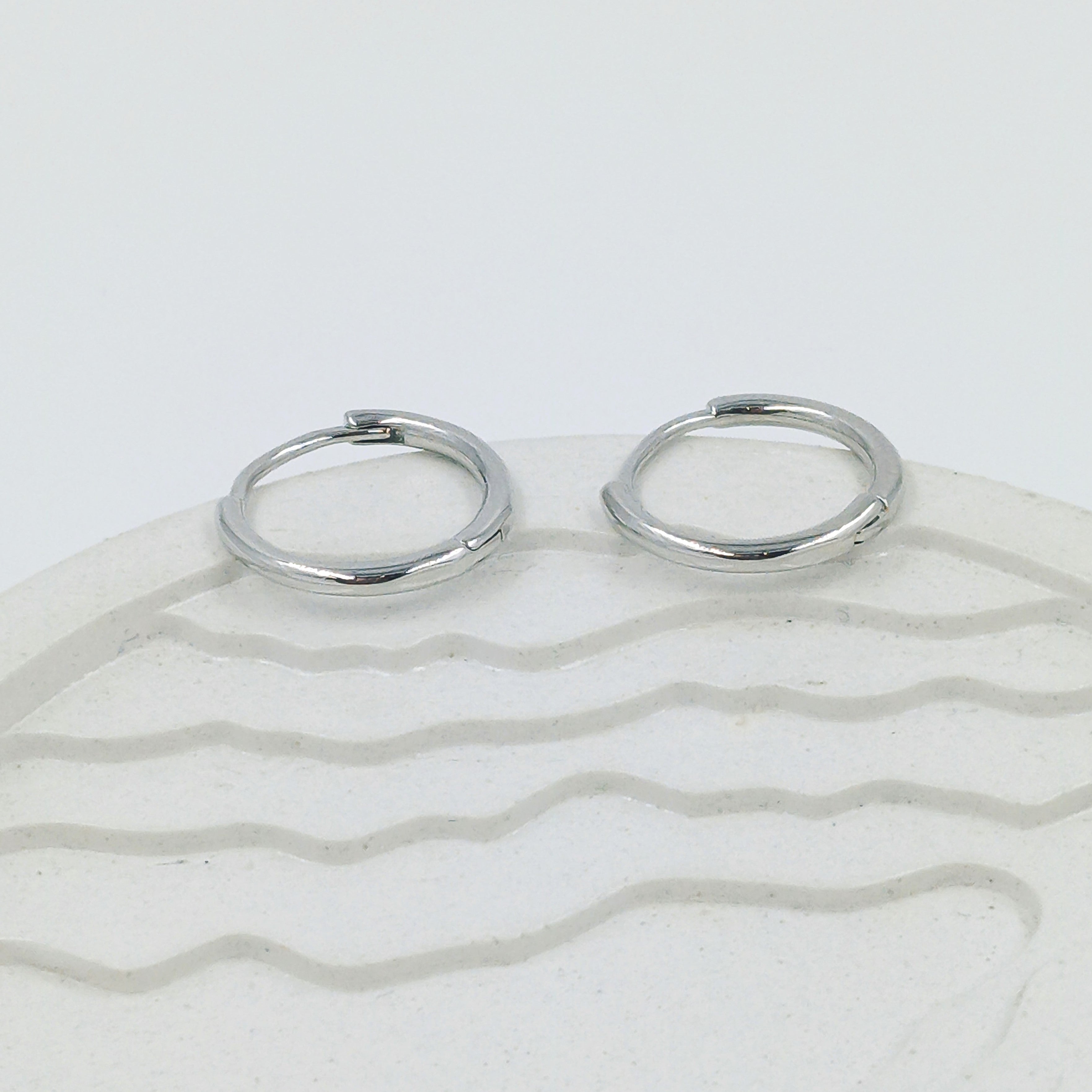 Cdga Pequeña delgada