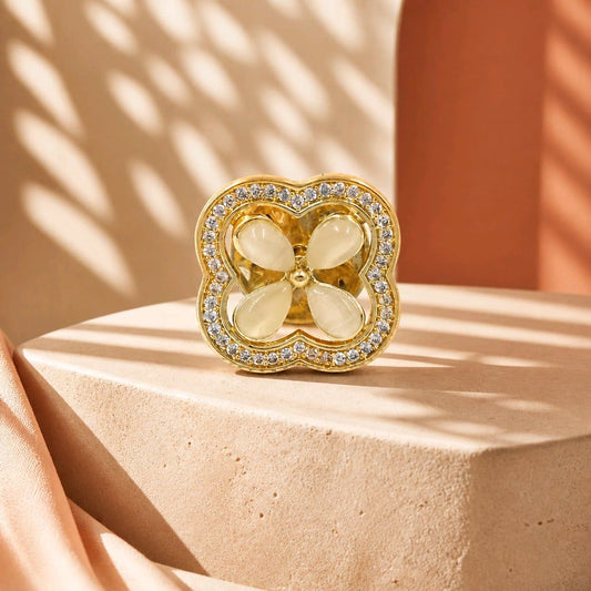 Broche flor gemas