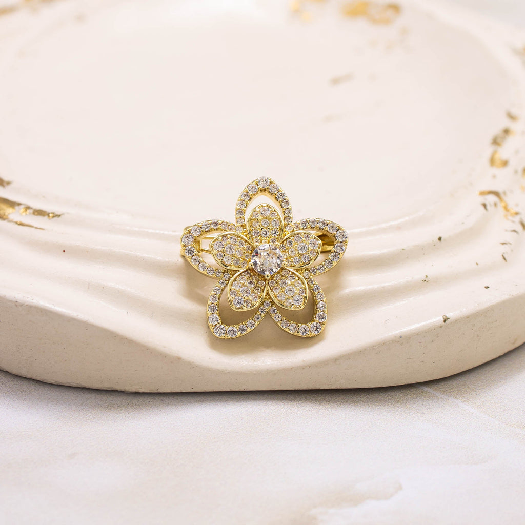 Broche flor microzircón