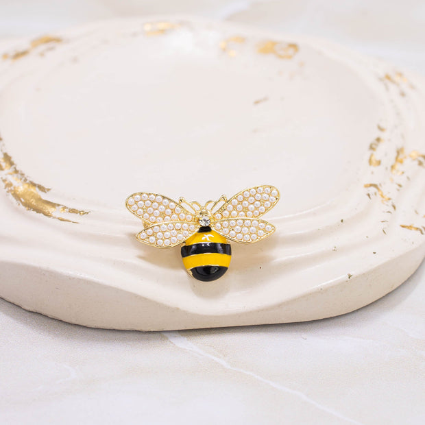 Broche abejita