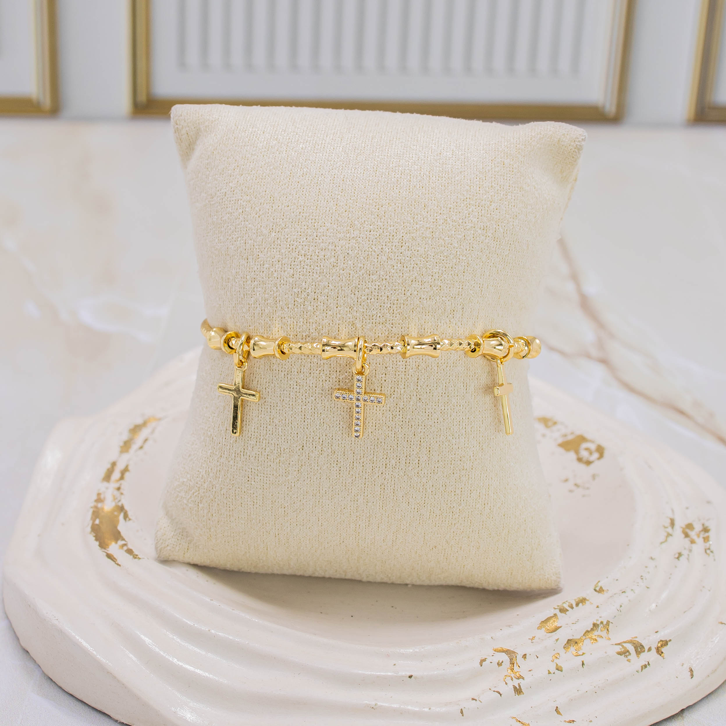 Pulsera aro dijes cruz