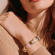 Pulsera resina corazones rosa