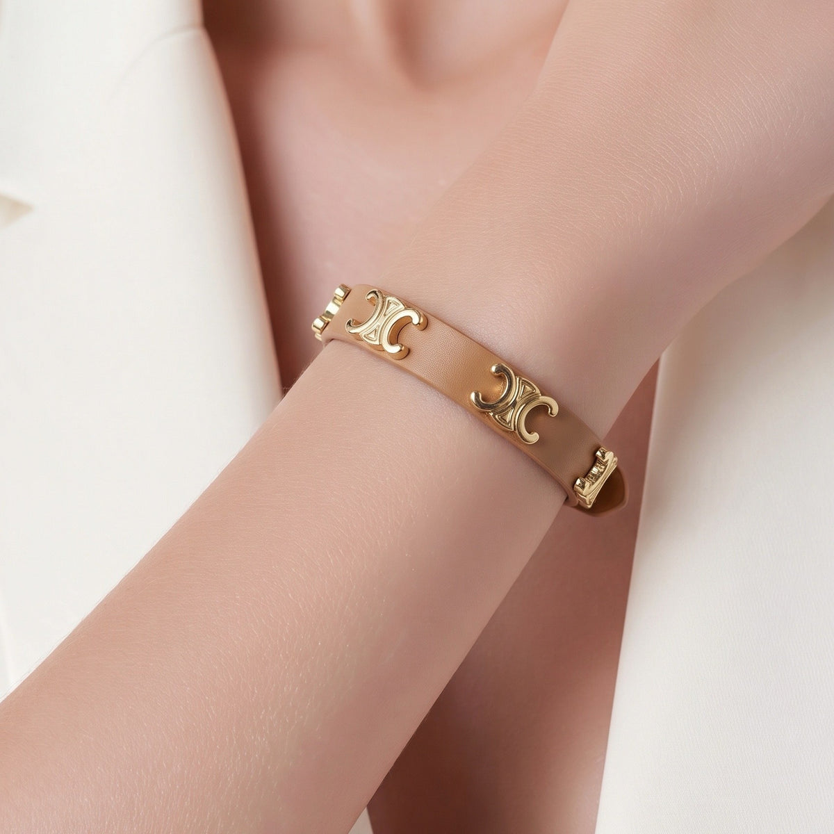 Pulsera celine cuero café