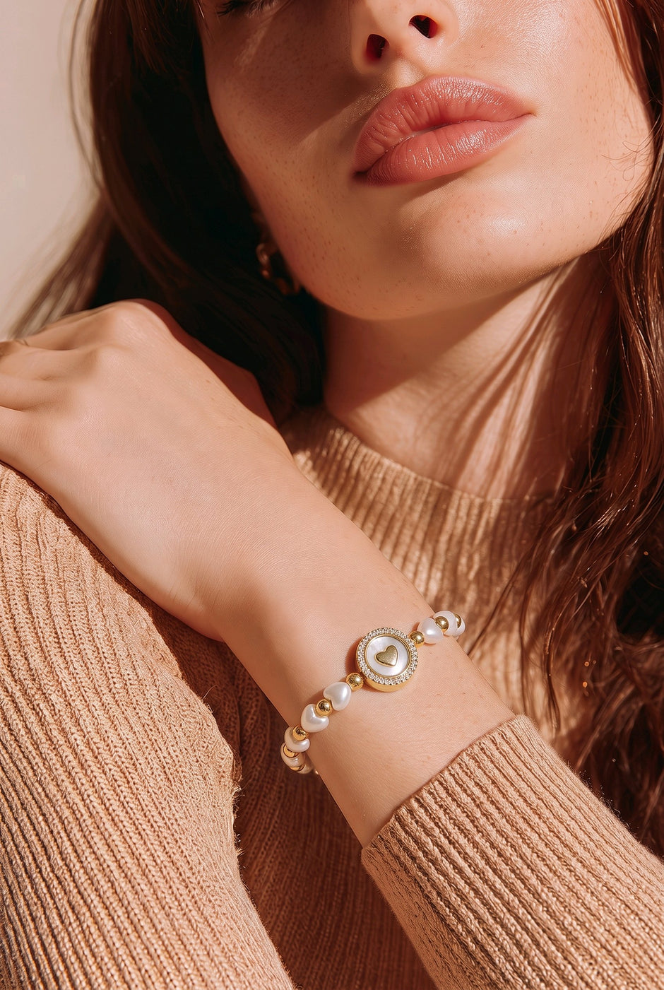 Pulsera perla dije nacar corazón