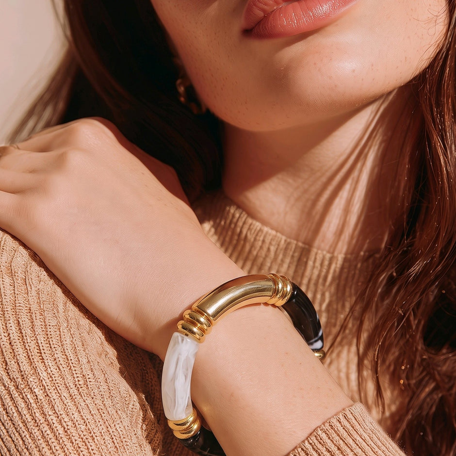 Pulsera resina black and white
