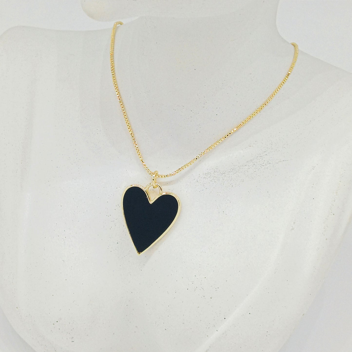 Collar rodio corazon nacar