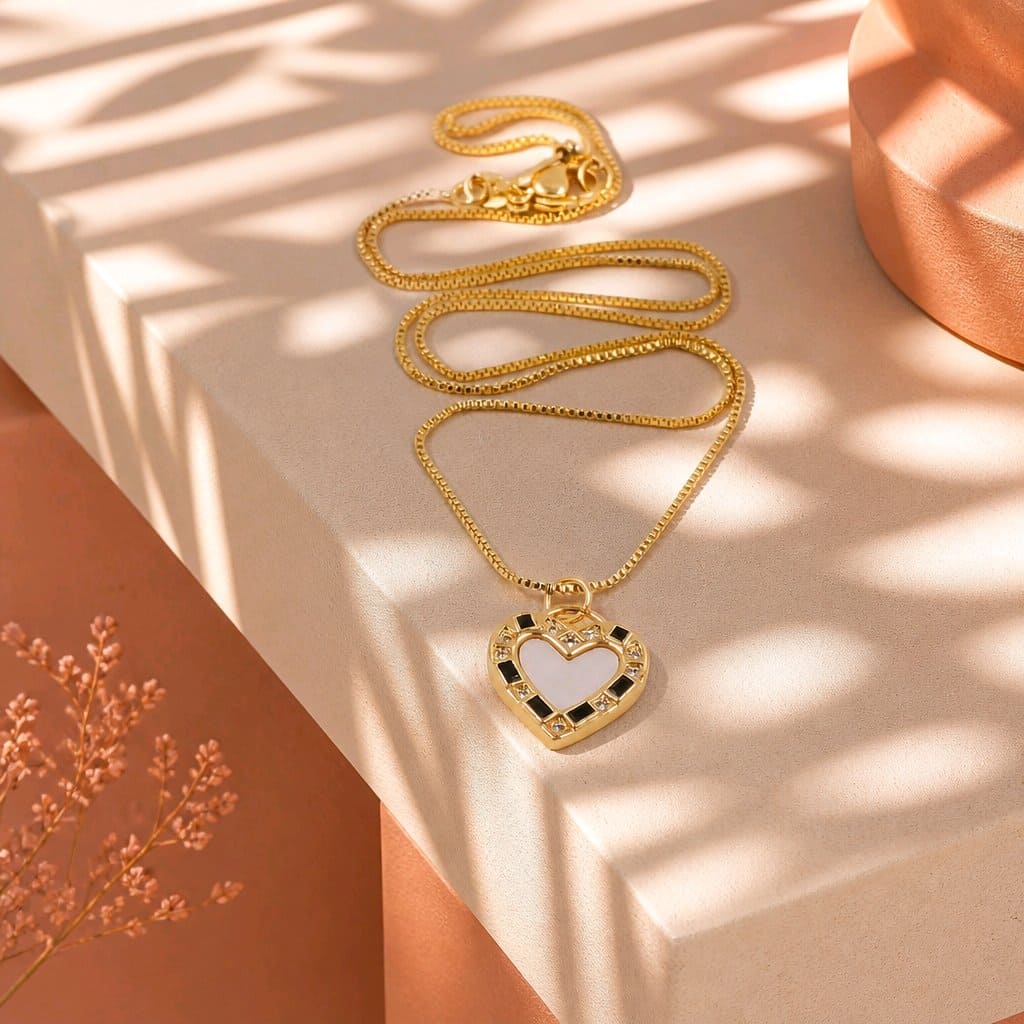 Collar rodio corazón nácar