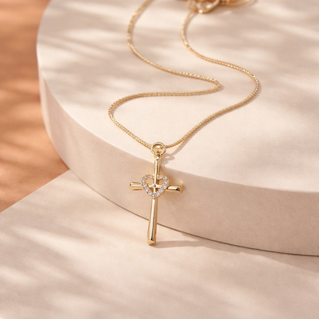 Collar rodio cruz corazon