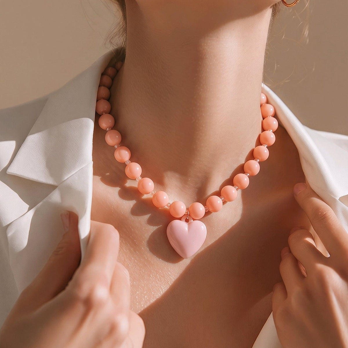 Collar rodio blanco corazón rojo