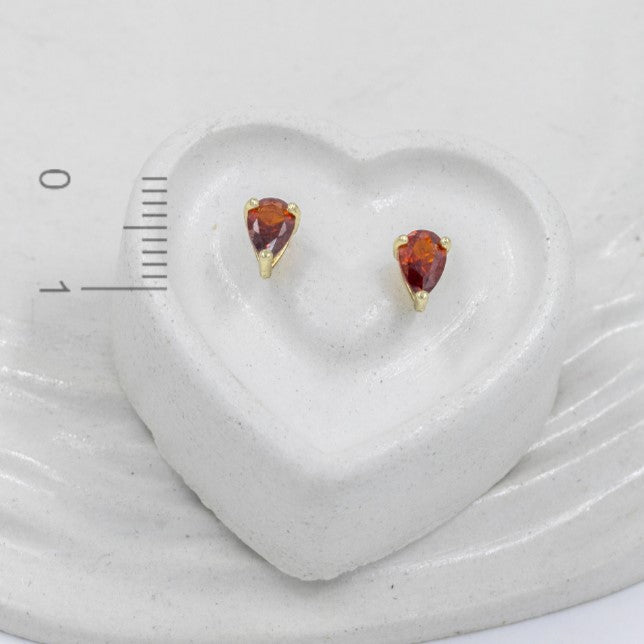 Topo zircón rubí (5mm)